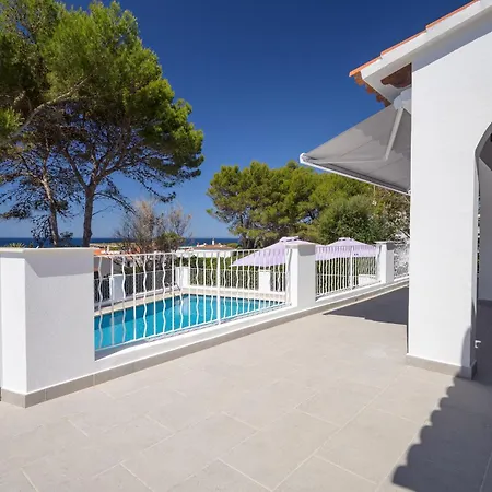 Canela B11 By Bookmenorcavillas With Views *